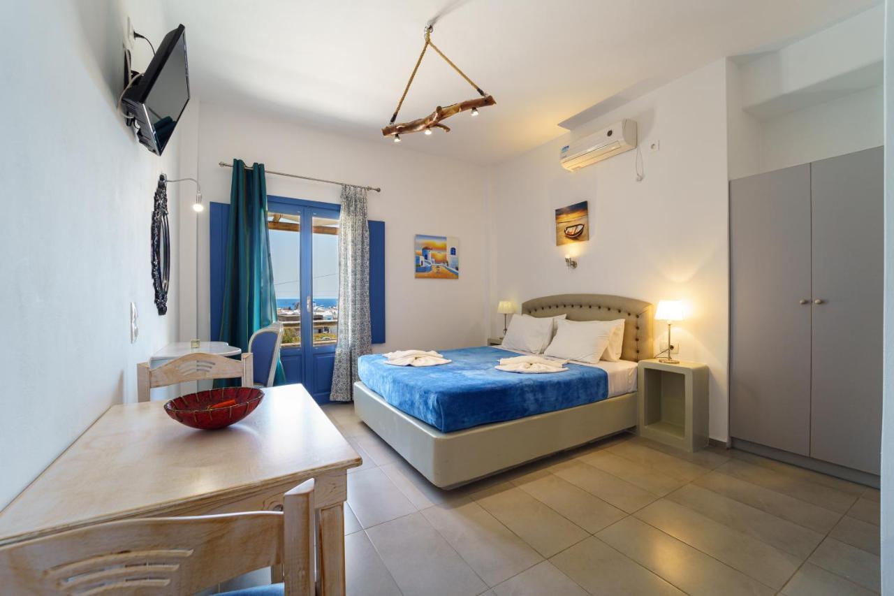Marousi Suites Períssa Extérieur photo
