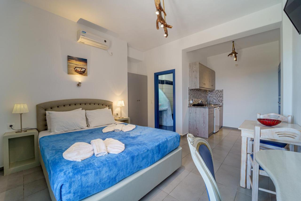 Marousi Suites Períssa Extérieur photo