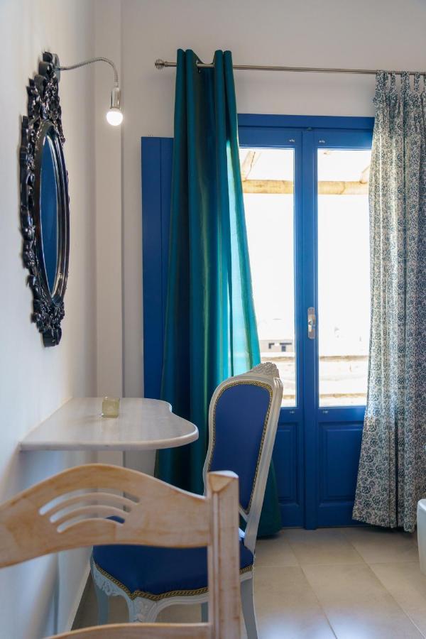 Marousi Suites Períssa Extérieur photo