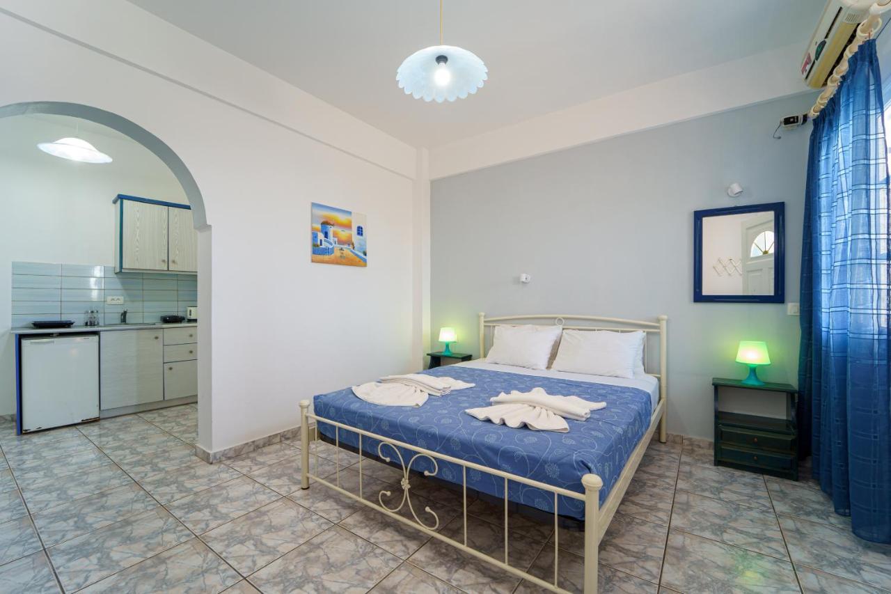 Marousi Suites Períssa Extérieur photo